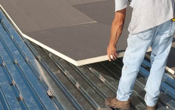 benefits of insulating Ystradmeurig flat roofing